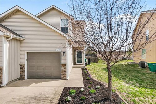 1701 127th St, Kansas City, KS, 66109-2705 | Card Image