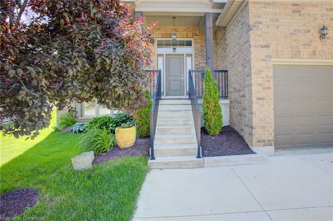 165 River Run Rd, House other with 5 bedrooms, 4 bathrooms and 6 parking in Drayton ON | Image 4