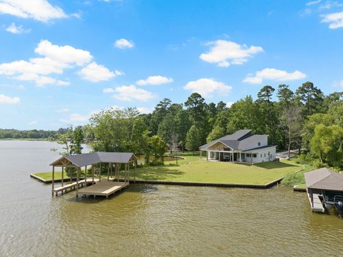 331 Eagle Point Dr W, Mount Vernon, TX, 75457-4925 | Card Image