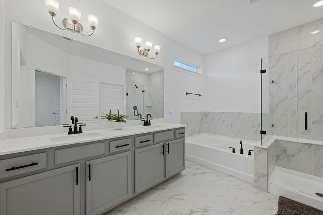 315 Climbing Rock Loop, House other with 4 bedrooms, 3 bathrooms and 4 parking in Dripping Springs TX | Image 19