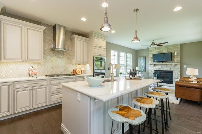 Photo representation of a similar home. Some features shown may be optional. | Image 13