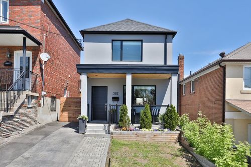 365 Harvie Ave, York, ON, M6E4L7 | Card Image