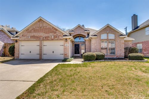 615 Delores Dr, Grand Prairie, TX, 75052-4850 | Card Image