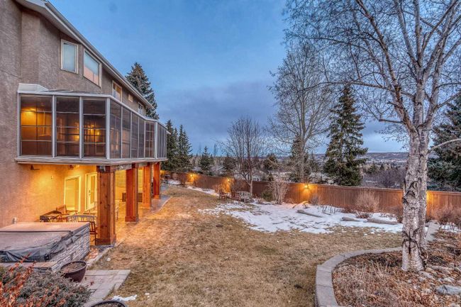 16 Silver Creek Place Nw, Home with 4 bedrooms, 3 bathrooms and 6 parking in Calgary AB | Image 43
