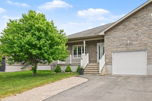 71 Mayer St, Limoges, ON, K0A2M0 | Card Image