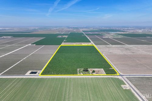 30372 Pond Road, Mc Farland, CA, 93250 | Card Image