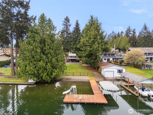2403 185th Ave E, Lake Tapps, WA, 98391-9477 | Card Image