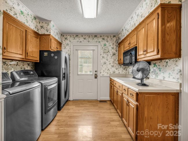 281 N Quail Run, House other with 3 bedrooms, 3 bathrooms and null parking in Forest City NC | Image 12