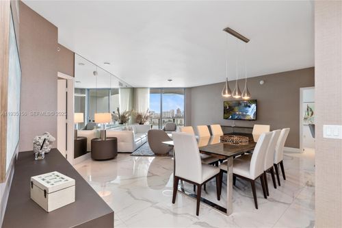 apt-908-17301 Biscayne Blvd, Aventura, FL, 33160-4899 | Card Image