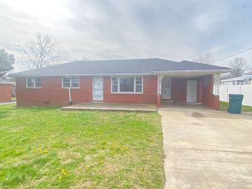 404 Vosswood Dr, Lebanon, TN, 37087-2140 | Card Image