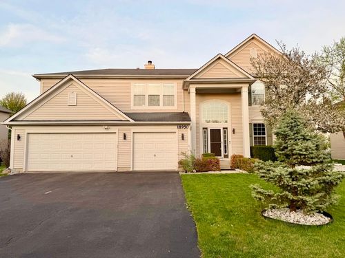 18950 W Glenhurst Dr, Lake Villa, IL, 60046-6780 | Card Image