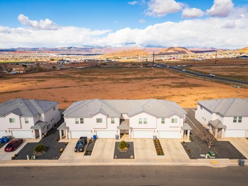 519 E Steeplechase Rd, Washington, UT, 84780-4809 | Card Image