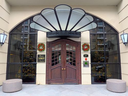 apt-304-1005 S Shepherd Dr, Houston, TX, 77019-3636 | Card Image