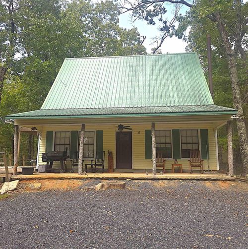 193 Shanendoah, Mena, AR, 71953-3522 | Card Image