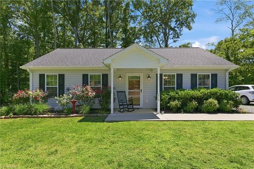 610 Burlington Ave, Gibsonville, NC, 27249-2859 | Card Image