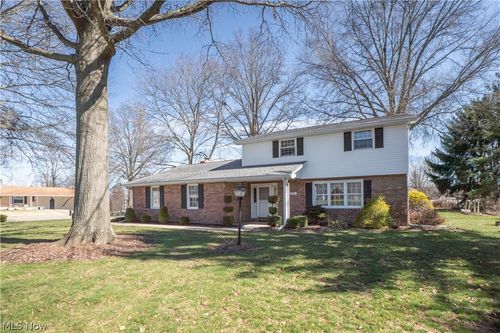 229 Rosanna Ave, Strasburg, OH, 44680-9719 | Card Image