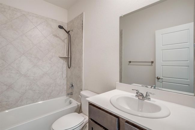 3008 Lampasas Ln, House other with 4 bedrooms, 3 bathrooms and null parking in Little Elm TX | Image 4