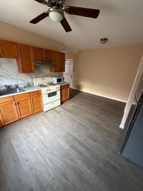 5-4 Mine Brook Rd, Bernardsville, NJ, 07924-2429 | Card Image