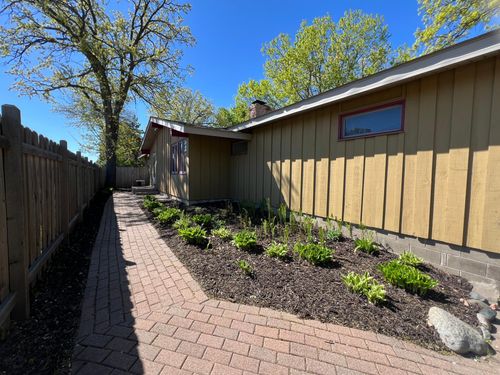 122 Craig Way Ne, Fridley, MN, 55432-3009 | Card Image