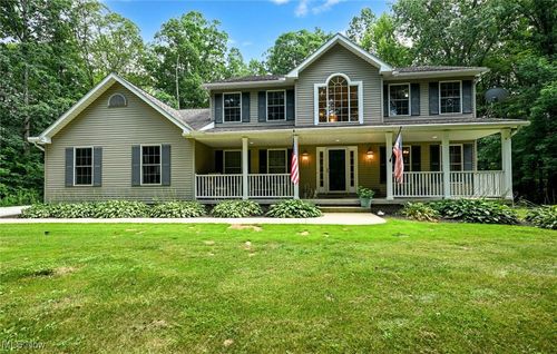 16995 Bundysburg Rd, Middlefield, OH, 44062-8487 | Card Image