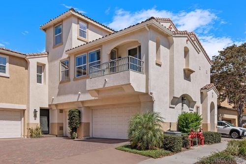 3683 Jetty Pt, Carlsbad, CA, 92010-5514 | Card Image