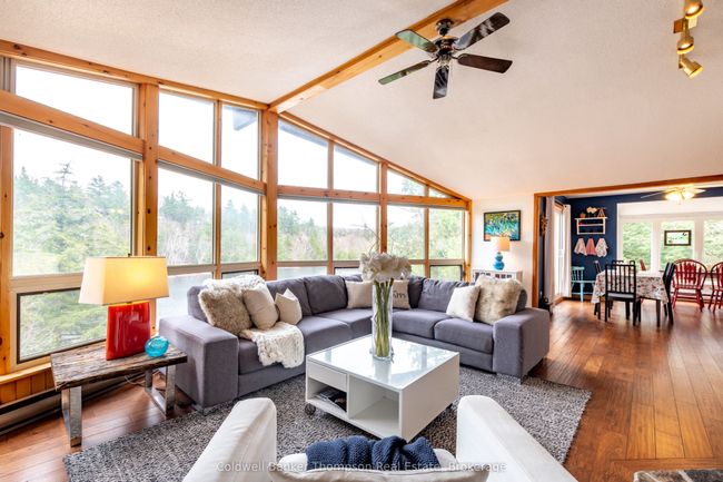 1063 Lakeview Rd, House other with 5 bedrooms, 2 bathrooms and 3 parking in Utterson ON | Image 15