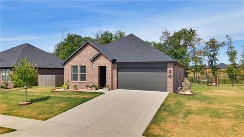 510 W Branta St, Farmington, AR, 72730-3183 | Card Image