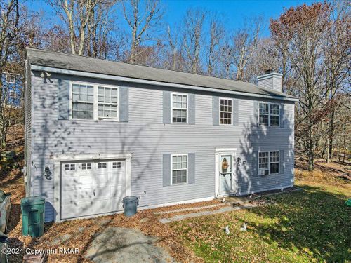 2428 Winding Way, Tobyhanna, PA, 18466-3733 | Card Image