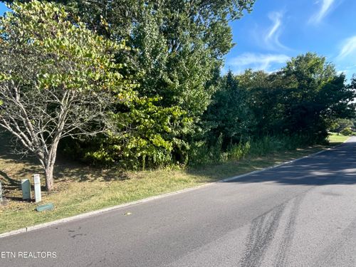 60 Bradford Village Way, Kingston, TN, 37763 | Card Image