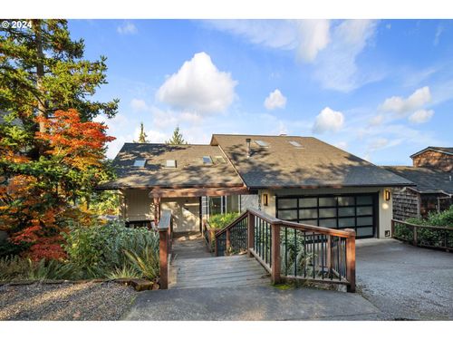 1060 Upper Devon Ln, Lake Oswego, OR, 97034-6274 | Card Image