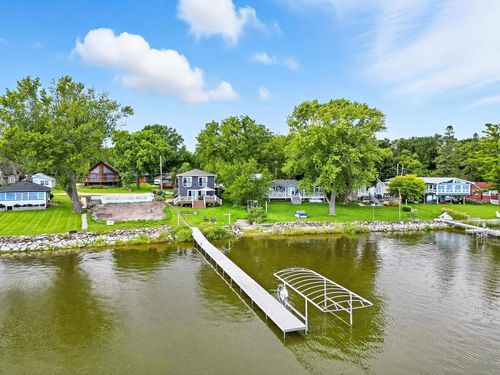 9595 Lake Dr, Edgerton, WI, 53534 | Card Image