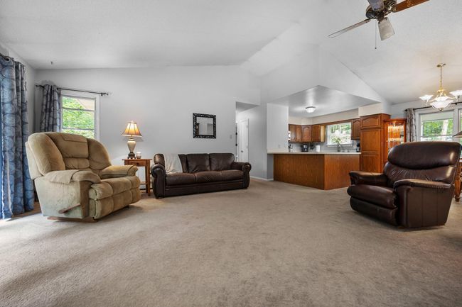 13-web-or-mls-C__N7735 | Image 41