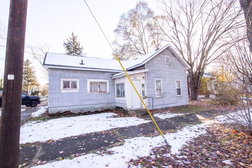 601 Chestnut St, Dowagiac, MI, 49047-1603 | Card Image