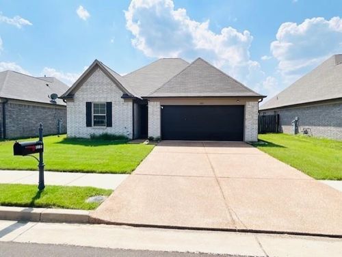 1081 Darren Cir E, Cordova, TN, 38018-1072 | Card Image