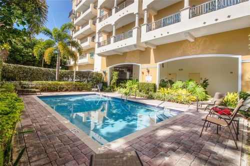502-20 Calabria Ave, Coral Gables, FL, 33134-3104 | Card Image