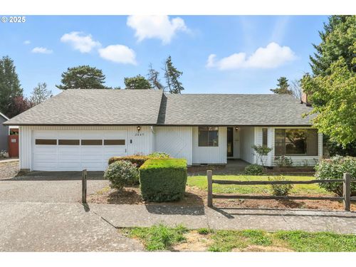 2045 Se Scott Ave, Gresham, OR, 97080-9202 | Card Image