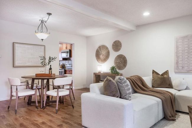 19414 Vineyard Ln, Townhouse with 3 bedrooms, 3 bathrooms and 20 parking in Saratoga CA | Image 9