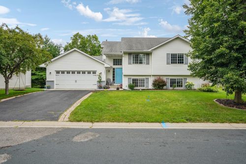 18827 Easton Ave, Farmington, MN, 55024-7016 | Card Image