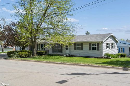 612 Lincoln St, Gladbrook, IA, 50635-9317 | Card Image