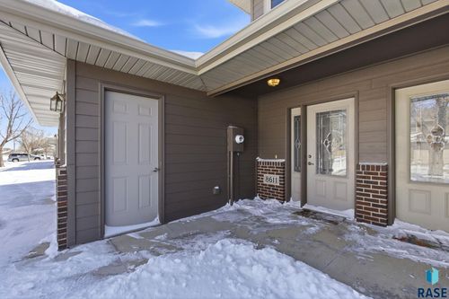 8611 W Grinn Pl Place, Sioux Falls, SD, 57106 | Card Image