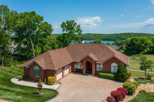 207 Tuhdegwa Ln, Loudon, TN, 37774-2616 | Card Image