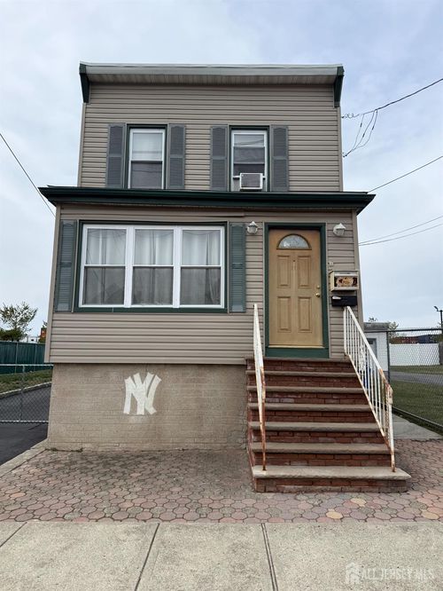 31 Edwin Street, Carteret, NJ, 07008 | Card Image