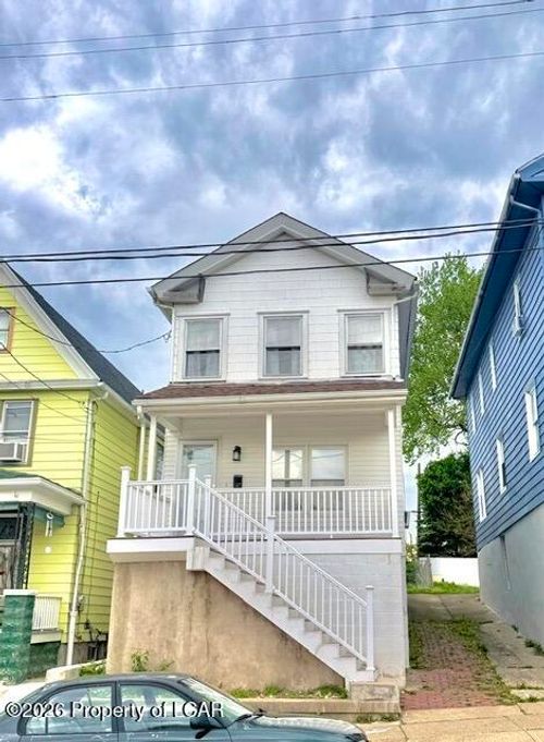 127 Loomis St, Wilkes Barre, PA, 18702-4637 | Card Image
