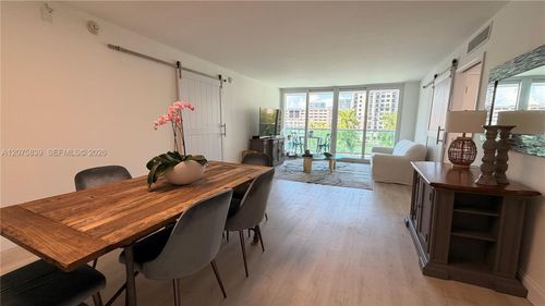 431-100 Bayview Dr, Sunny Isles Beach, FL, 33160-4781 | Card Image