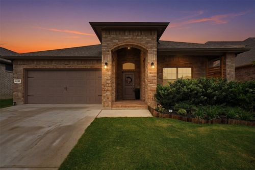 2220 Dyre Dr, Haslet, TX, 76052-3982 | Card Image