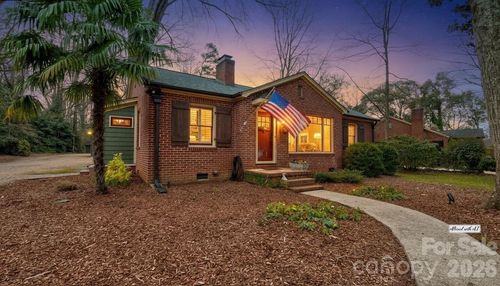 2905 Clover Rd, Charlotte, NC, 28211-2808 | Card Image