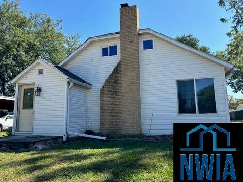 106 S Pearl St, Elk Point, SD, 57025-2307 | Card Image