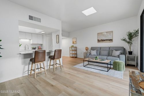 1759 W Dalehaven Circle, Tucson, AZ, 85704 | Card Image