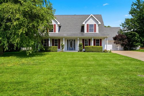 206 W Oaks Dr, Ashland, MO, 65010-9053 | Card Image