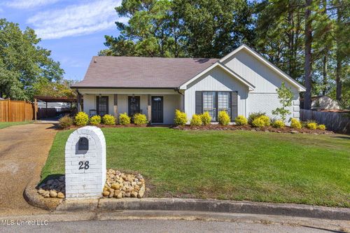 28 Rockford Ct, Brandon, MS, 39042-2305 | Card Image